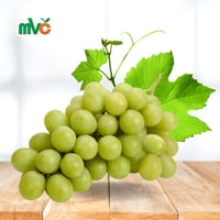 عنب أبيض مستورد نصف كيلو