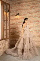 strapless dress Tulle Frill-Layered Gown
