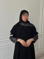 عباية نص كلوش قماش(كريب الرياض)