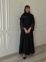 عباية نص كلوش قماش(كريب)باكمام جاكار