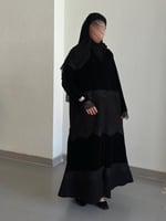 عباية قماش(كريب+مخمل)اضافه دانتيل
