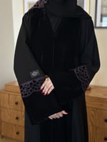 عباية نص كلوش قماش(كريب+مخمل+كلفة موف)