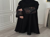 عباية كلوش قماش(ملكي)باكمام عنابي