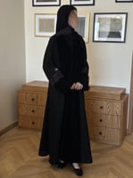 عباية نص كلوش قماش(كريب+مخمل+كلفة موف)