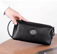 شنطة رجاليه جلد طبيعي لين عالية الجودة باللون الاس...