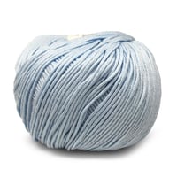 DMC Natura - Bleu Layette N05