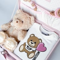 حقيبة جلدية فاخرة-فستان ابيض من Moschino