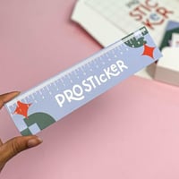 مسطرة ورقية