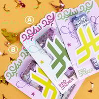 كرت بشكل رمز العملة السعودية