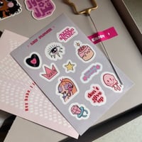 ستيكر في شيت A6