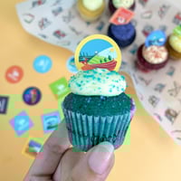 ورق تغليف بتصاميم اليوم الوطني