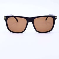 لون بني - عدسات بني كامل