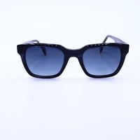 نظارة شمسية مربعة من Vines موديل SS7418