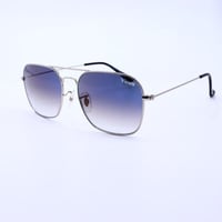 نظارة شمسية من Vines موديل 3136 عدسات زجاج