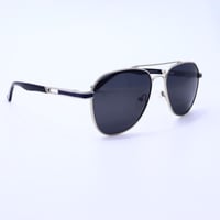 نظارة شمسية من Vines موديل S6626