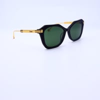 نظارة شمسية Cartier موديل CA8025