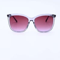 لون رمادى - عدسة بني مدرج