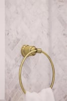 علاقة مناشف دائرية (18 القطر) اللون النحاس العتيق...