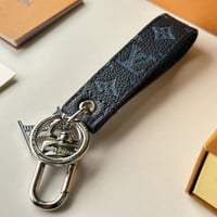 ميدالية لويس فيتون