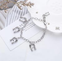 اسوارة اقنر حرف A