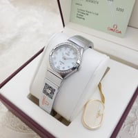 ساعة اوميقا النسائية