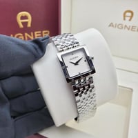 ساعة اقنر موديكا