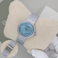 ساعة كريستيان ديور