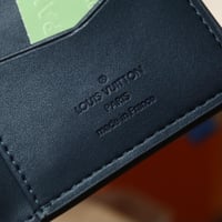 محفظة لويس فيتون