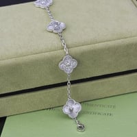 اسوارة فان كليف زركون