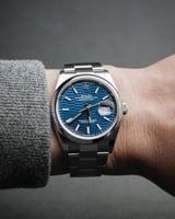 ساعة رولكس ديت جست وسط