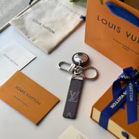 ميدالية لويس فيتون