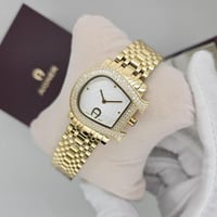 ساعة اقنر النسائية