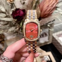 ساعة فرزاتشي النسائية