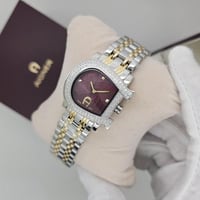 ساعة اقنر نسائية عصرية