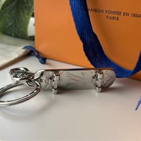 ميدالية لويس فيتون