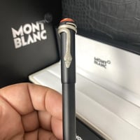 قلم مونت بلانك الثعبان مطفي