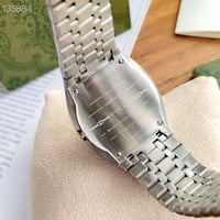 ساعة قوتشي الرجالية