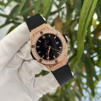 هوبلوت كلاسيك فيوجن نسائي