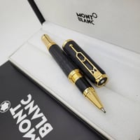 قلم مونت بلانك غطاء