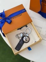 ميدالية لويس فيتون