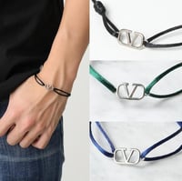 اسوارة فالنتينو خيط