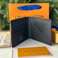 محفظة لويس فيتون