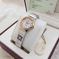 ساعة اوميقا النسائية