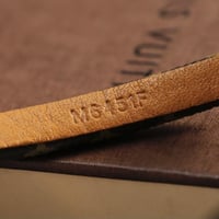 اسوارة لويس فيتون الرجالية