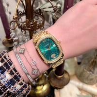 ساعة فرزاتشي النسائية