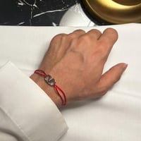 اسوارة فالنتينو خيط