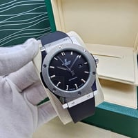 ساعة هوبلت كلاسيك فيوجن