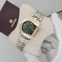 ساعة اقنر نسائية عصرية