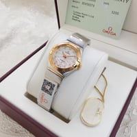 ساعة اوميقا النسائية