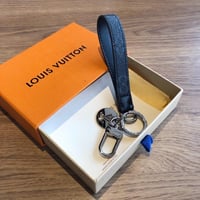 ميدالية لويس فيتون